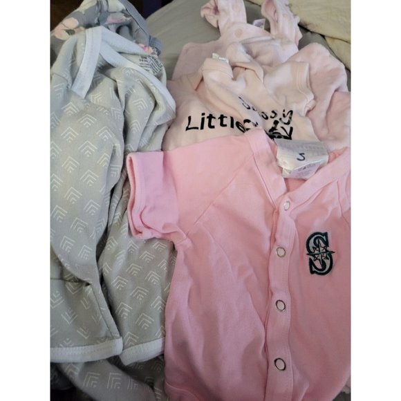 Lot 7 Baby Girl Clothing  Newborn 0-6 mo Swaddles Bodysuits Overalls Jacket - Picture 1 of 16